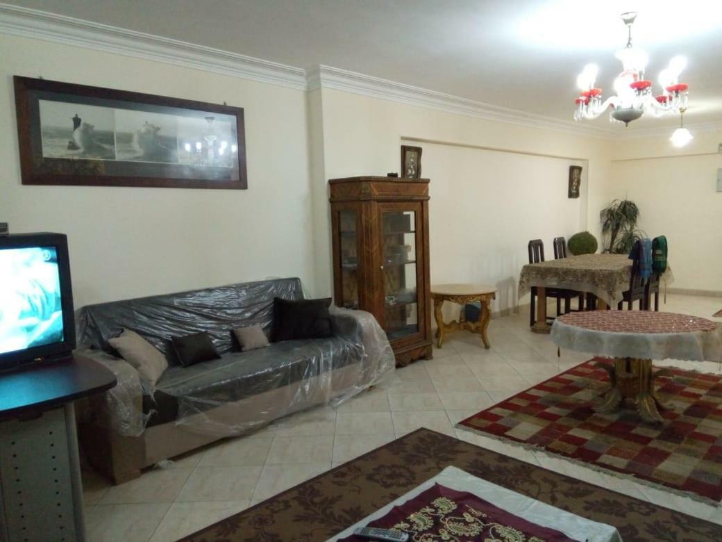 Your Dream Apartment In Agouza "Family Only" 카이로 외부 사진